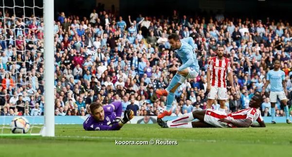 ?i=reuters%2f2017-10-14%2f2017-10-14t153919z_568221168_rc1b559f5b30_rtrmadp_3_soccer-england-mci-stk_reuters