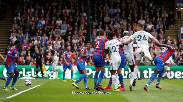 ?i=reuters%2f2017-10-14%2f2017-10-14t151925z_1641019886_rc1d560f4ba0_rtrmadp_3_soccer-england-cry-che_reuters