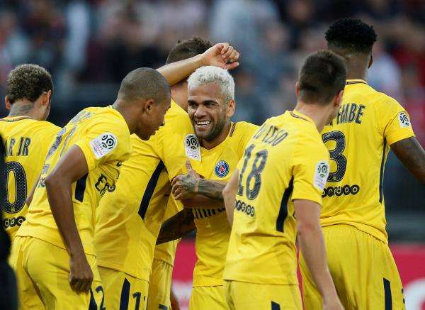 فرحة لاعبي سان جيرمان