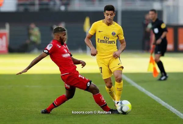 ?i=reuters%2f2017-10-14%2f2017-10-14t151931z_1230418507_rc13c2369230_rtrmadp_3_soccer-france-dij-psg_reuters