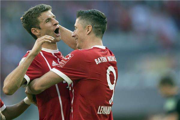 توماس مولر وليفاندوفسكي