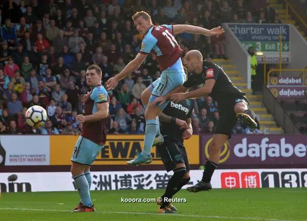 ?i=reuters%2f2017-10-14%2f2017-10-14t154906z_712700642_rc1be8c0b740_rtrmadp_3_soccer-england-bur-whu_reuters