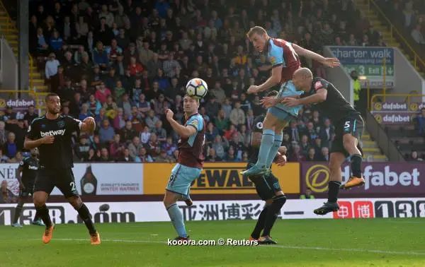 ?i=reuters%2f2017-10-14%2f2017-10-14t154813z_303464654_rc135ad362f0_rtrmadp_3_soccer-england-bur-whu_reuters