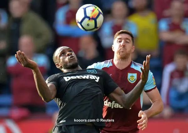 ?i=reuters%2f2017-10-14%2f2017-10-14t154028z_580504518_rc1aeff38da0_rtrmadp_3_soccer-england-bur-whu_reuters