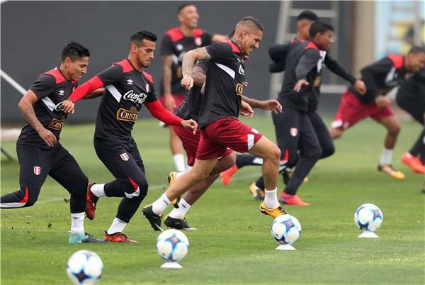 تدريبات منتخب البيرو