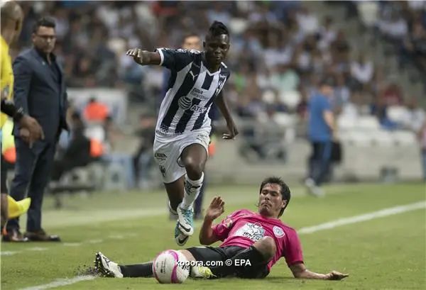 ?i=epa%2fsoccer%2f2017-10%2f2017-10-15%2f2017-10-15-06266427_epa