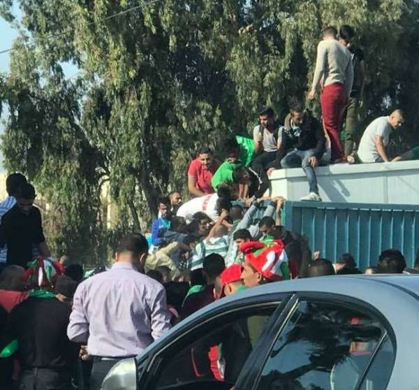 جماهير الوحدات تحتشد لشراء التذاكر