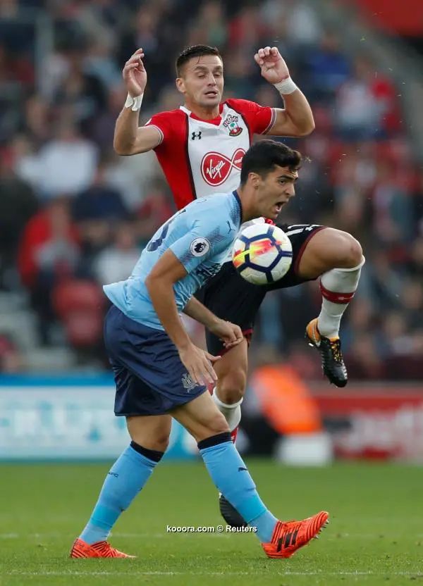 ?i=reuters%2f2017-10-15%2f2017-10-15t162515z_1301821027_rc132745b7e0_rtrmadp_3_soccer-england-sou-new_reuters