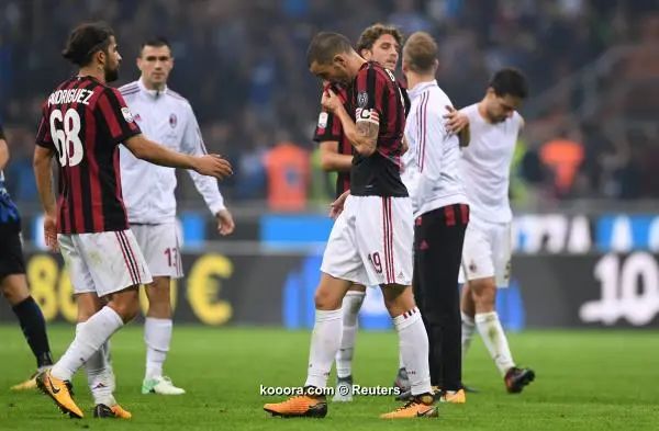?i=reuters%2f2017-10-15%2f2017-10-15t204234z_115367873_rc1eb44fec70_rtrmadp_3_soccer-italy-int-mil_reuters