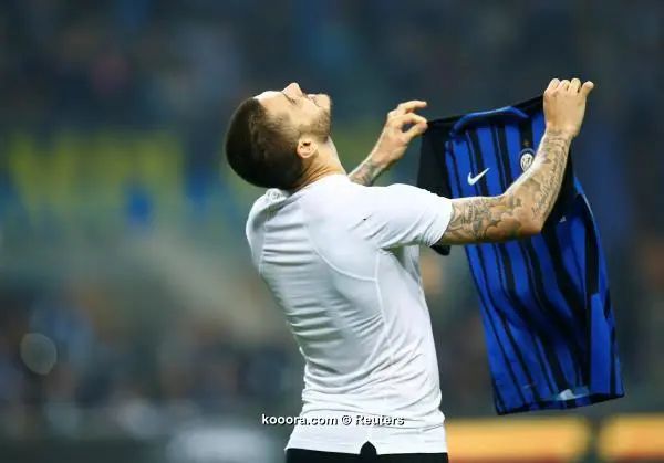 ?i=reuters%2f2017-10-15%2f2017-10-15t203856z_743465980_rc1fd10f8c20_rtrmadp_3_soccer-italy-int-mil_reuters
