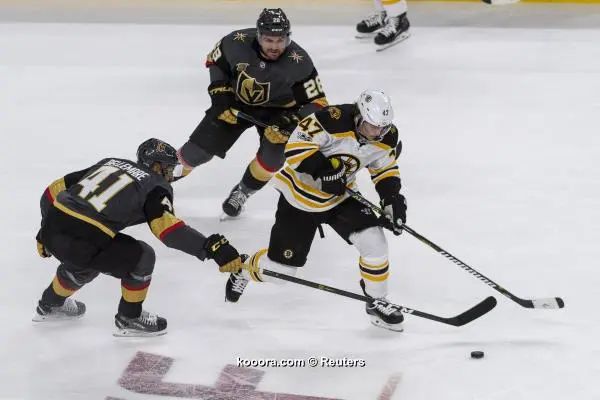 ?i=reuters%2f2017-10-16%2f2017-10-16t020115z_700466111_nocid_rtrmadp_3_nhl-boston-bruins-at-vegas-golden-knights_reuters