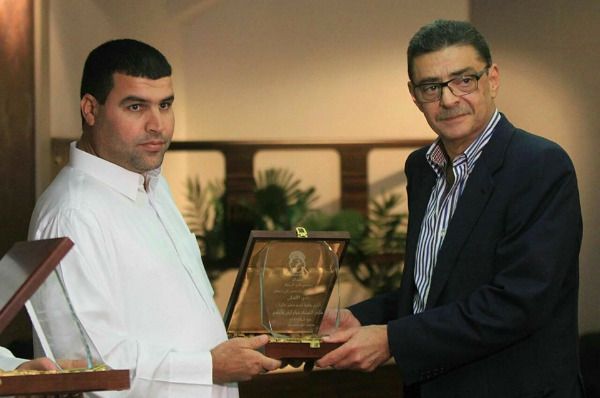 محمود طاهر وأبو صندوق