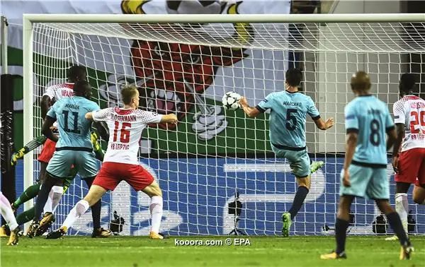 ?i=epa%2fsoccer%2f2017-10%2f2017-10-17%2f2017-10-17-06271961_epa