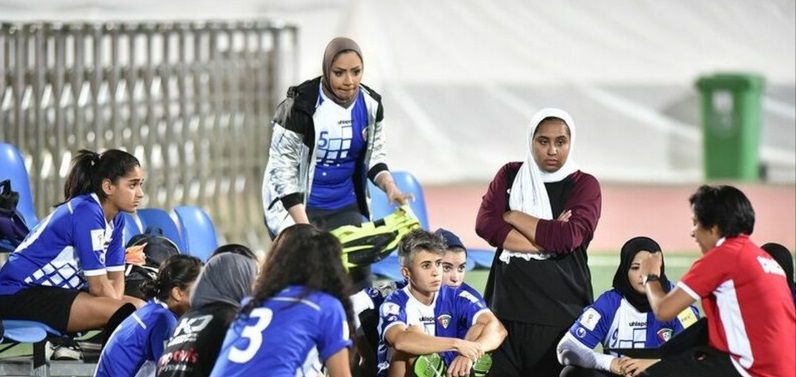 منتخب الكويت للكرة النسائية