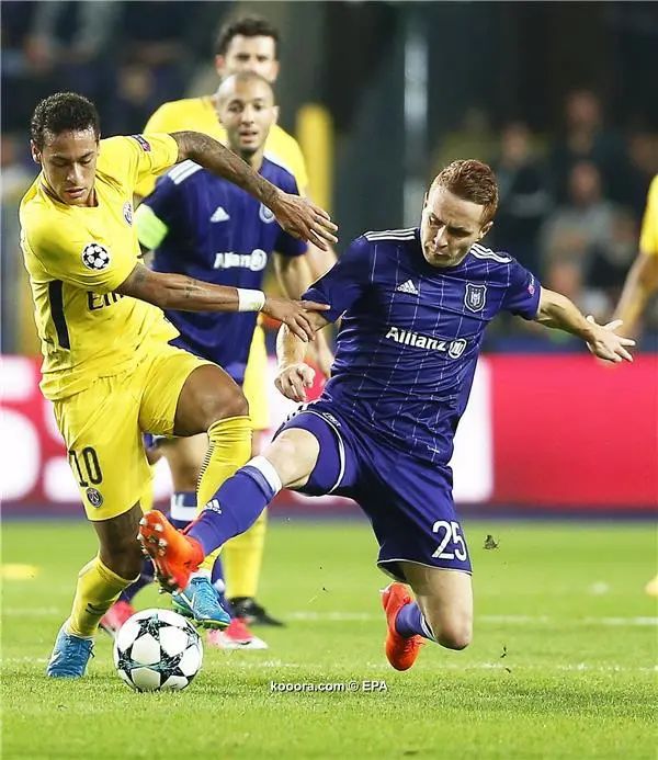 ?i=epa%2fsoccer%2f2017-10%2f2017-10-18%2f2017-10-18-06274328_epa