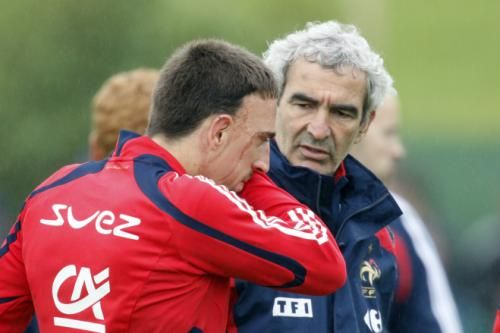 2008-06-05t171352z_01_chp02_rtrnsrp_0_euro-soccer-france-_reuters