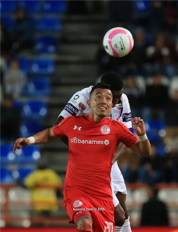 ?i=epa%2fsoccer%2f2017-10%2f2017-10-19%2f2017-10-19-06274827_epa