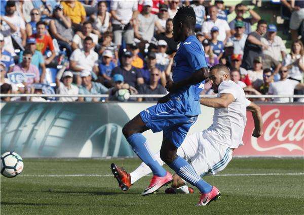 التوجولي دجيني داكومان