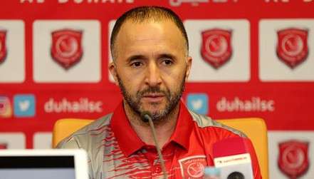 بلماضي خلال المؤتمر الصحفي