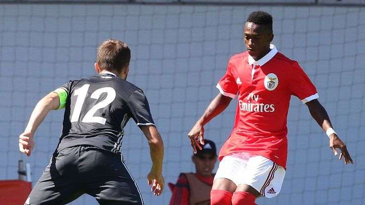 أومارو إمبالو 