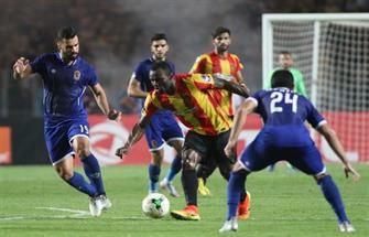 لقاء الذهاب بين الأهلي والنجم الياحلي