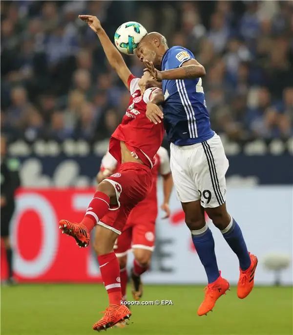 ?i=epa%2fsoccer%2f2017-10%2f2017-10-20%2f2017-10-20-06279300_epa