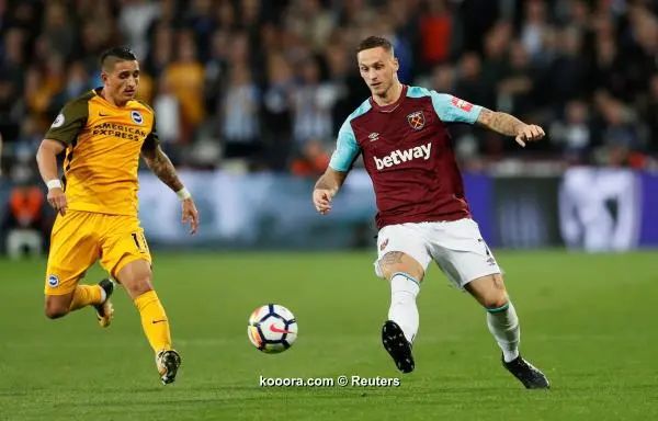 ?i=reuters%2f2017-10-20%2f2017-10-20t200932z_2053801596_rc1952c4b490_rtrmadp_3_soccer-england-whu-brh_reuters