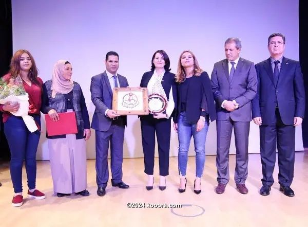 ?i=corr%2f22%2fkoo_22544