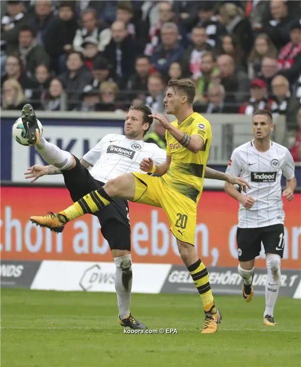 ?i=epa%2fsoccer%2f2017-10%2f2017-10-21%2f2017-10-21-06280480_epa