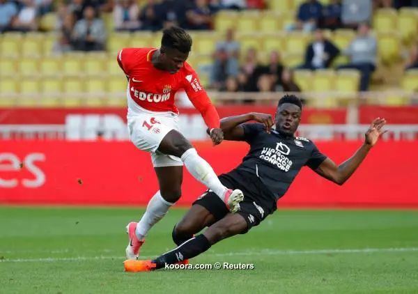 ?i=reuters%2f2017-10-21%2f2017-10-21t152439z_166968006_rc19029cb600_rtrmadp_3_soccer-france-amo-cae_reuters