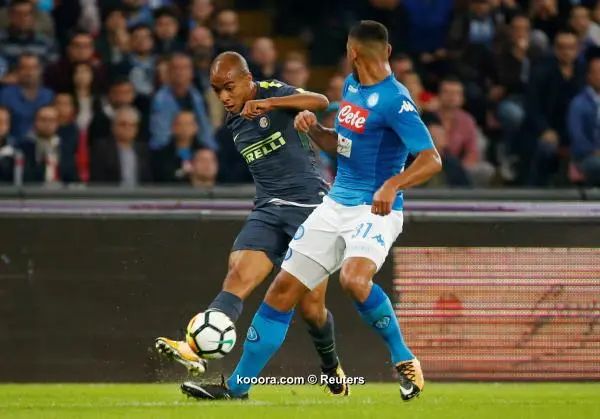 ?i=reuters%2f2017-10-21%2f2017-10-21t203120z_1636678456_rc1eb4ef9700_rtrmadp_3_soccer-italy-nap-int_reuters