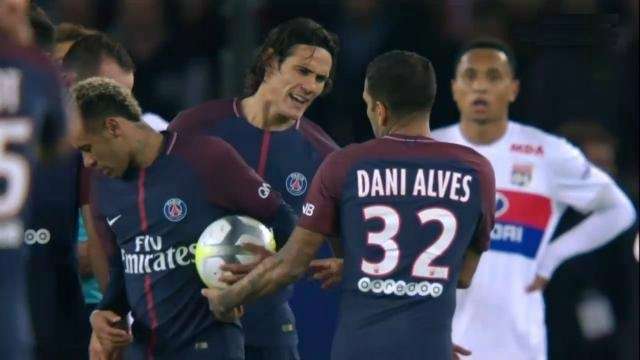 داني ألفيس ونيمار وكافاني