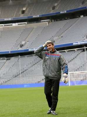  الأرجنتيني روبرتو أبوندانزييري 