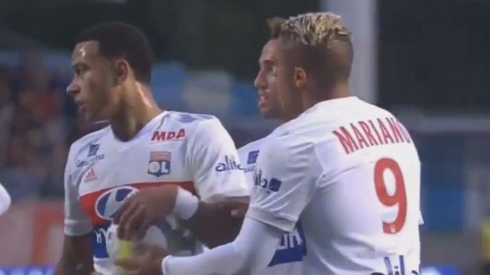 لحظة اختلاف ديباي ودياز