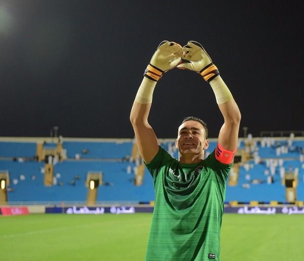  عصام الحضري 