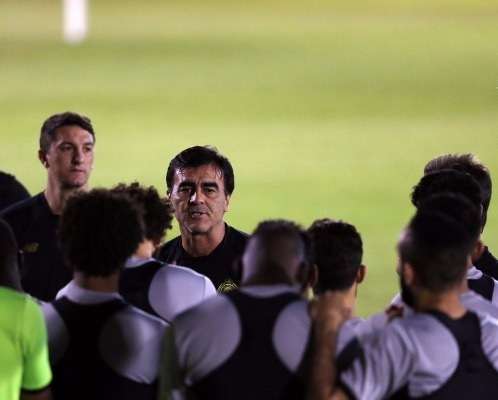 كونتريس