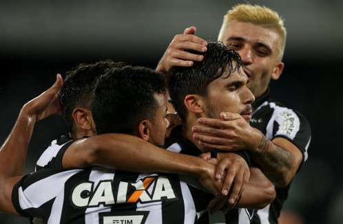 فرحة لاعبي بوتافوجو