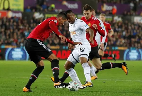 ?i=reuters%2f2017-10-24%2f2017-10-24t190534z_644726668_rc1bafaa2430_rtrmadp_3_soccer-england-swa-mun_reuters