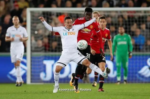 ?i=reuters%2f2017-10-24%2f2017-10-24t185327z_1610048118_rc177d208990_rtrmadp_3_soccer-england-swa-mun_reuters