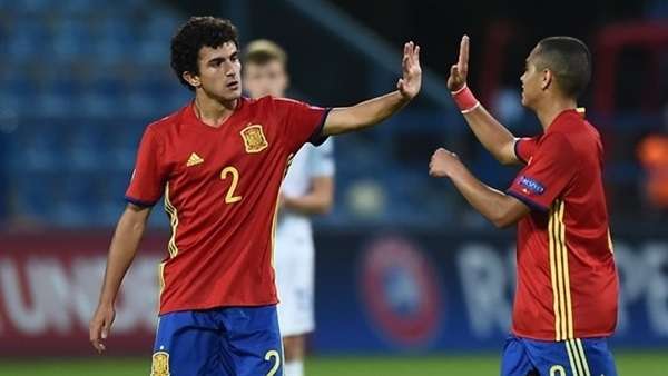 لاعبو منتخب إسبانبا تحت 17 عامًا