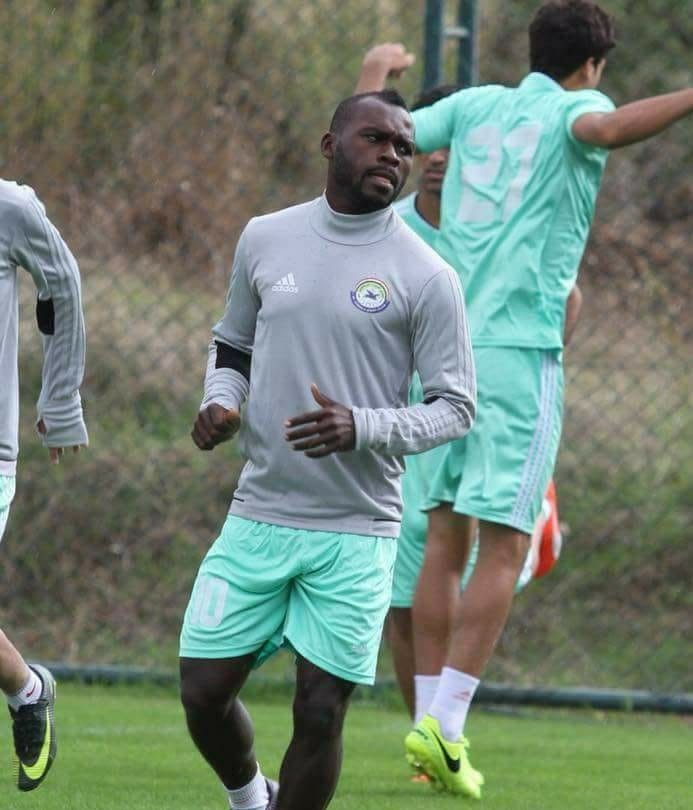 تشامي في تدريبات الزوراء