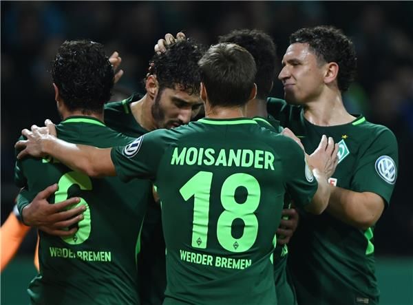 لاعبو فيردر بريمن 