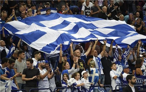 جماهير اليونان - أرشيفية