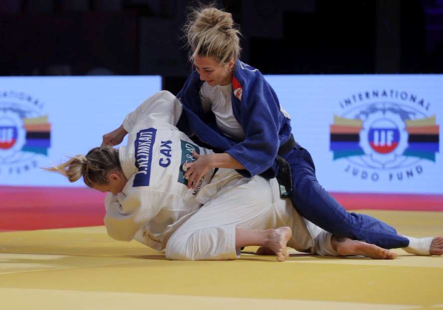 جانب من المنافسات