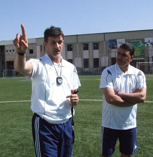 المدير الفني الكرواتي دراجان تالايتش وتعليمات للاعبين