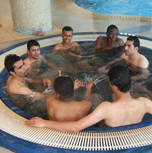 جانب من التدريب الترفيهي لشباب الاردن بالنادي الصحي بالفندق