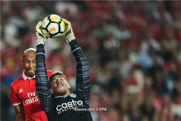 ?i=epa%2fsoccer%2f2017-10%2f2017-10-27%2f2017-10-27-06293502_epa