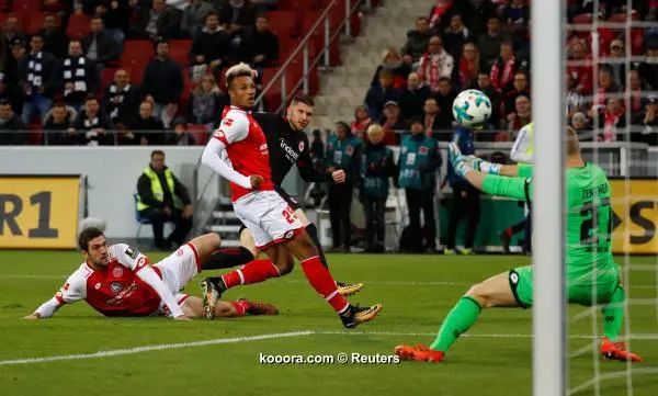 ?i=reuters%2f2017-10-27%2f2017-10-27t194008z_1931345330_rc18ef13ba30_rtrmadp_3_soccer-germany-mai-sge_reuters