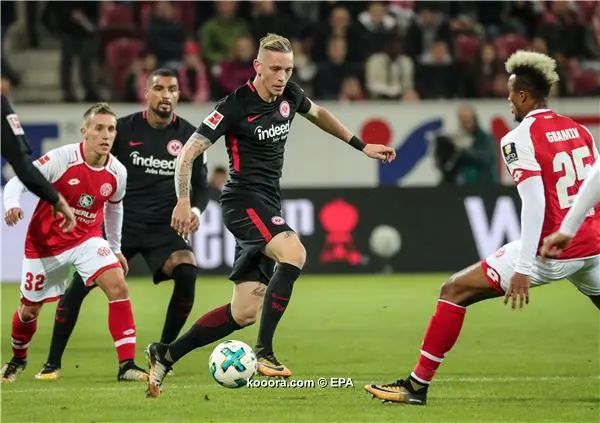 ?i=epa%2fsoccer%2f2017-10%2f2017-10-27%2f2017-10-27-06293486_epa