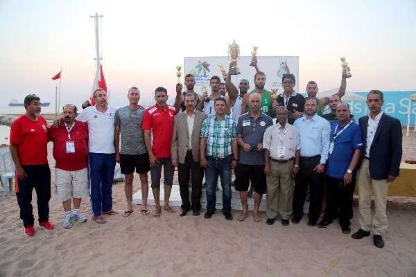 المنتخب البحريني بعد التتويج